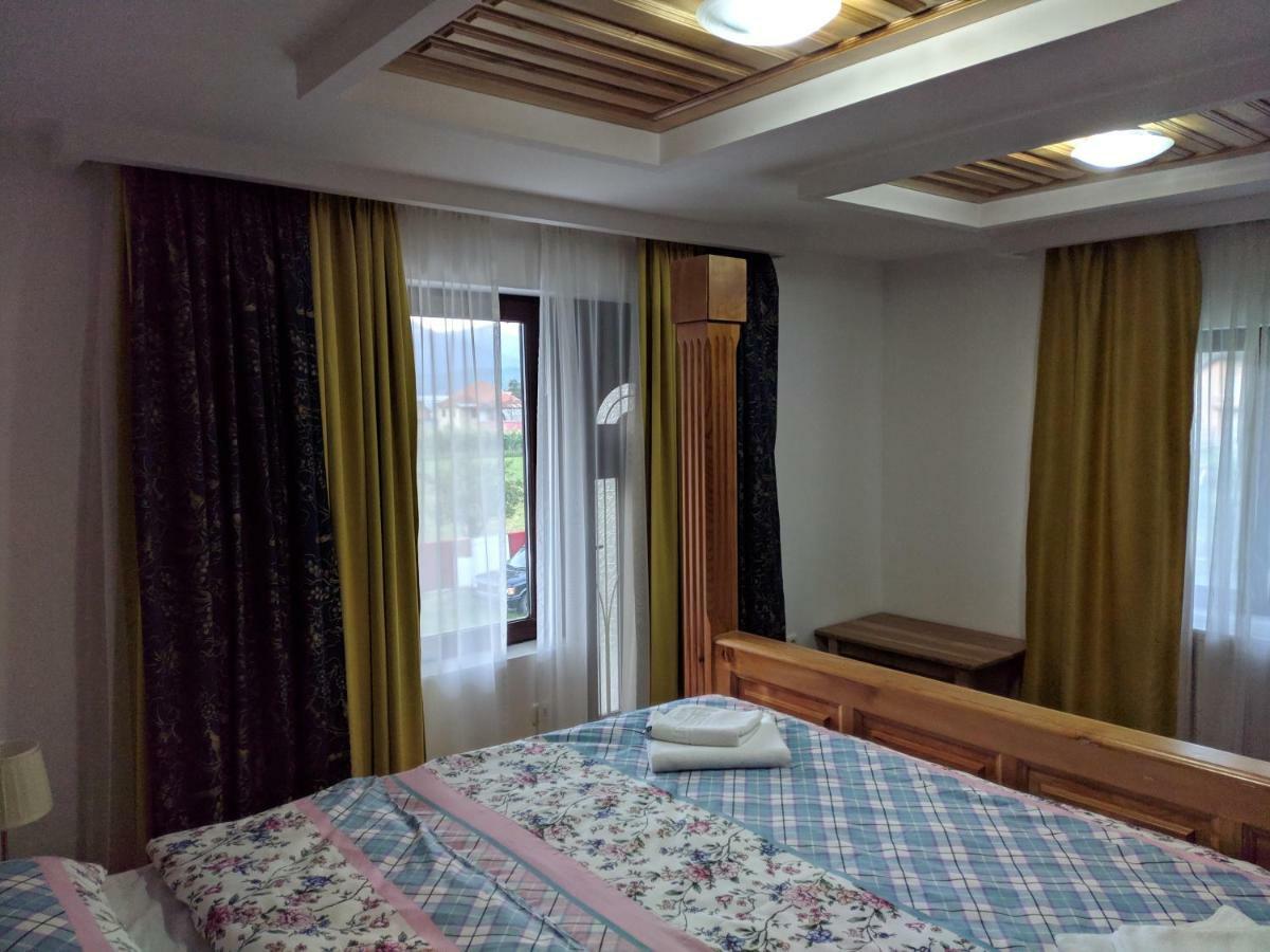 Apartments & Restaurant Abas Plav Exterior foto